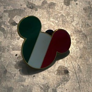 Authentic tradeable Disney pin